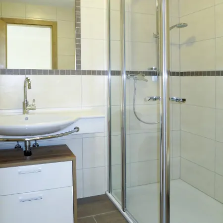 Lisi 372w Apartment